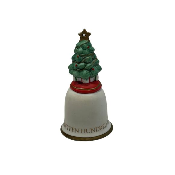 HALLMARK 1992 Keepsake Christmas Ornament "O Christmas Tree" Ceramic Bell‎ - Picture 1 of 4